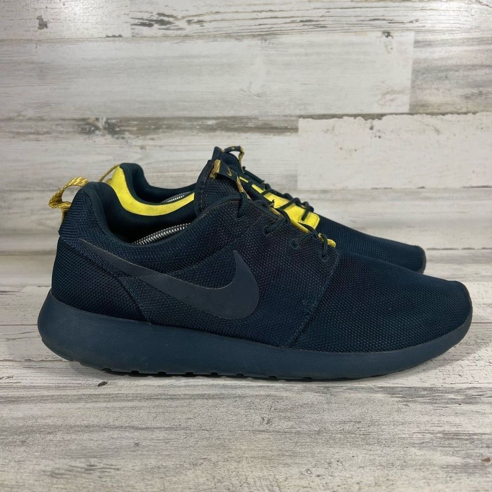 Nike Men Roshe Run Split Armory‎ Navy Yellow Sneaker Shoes US 14